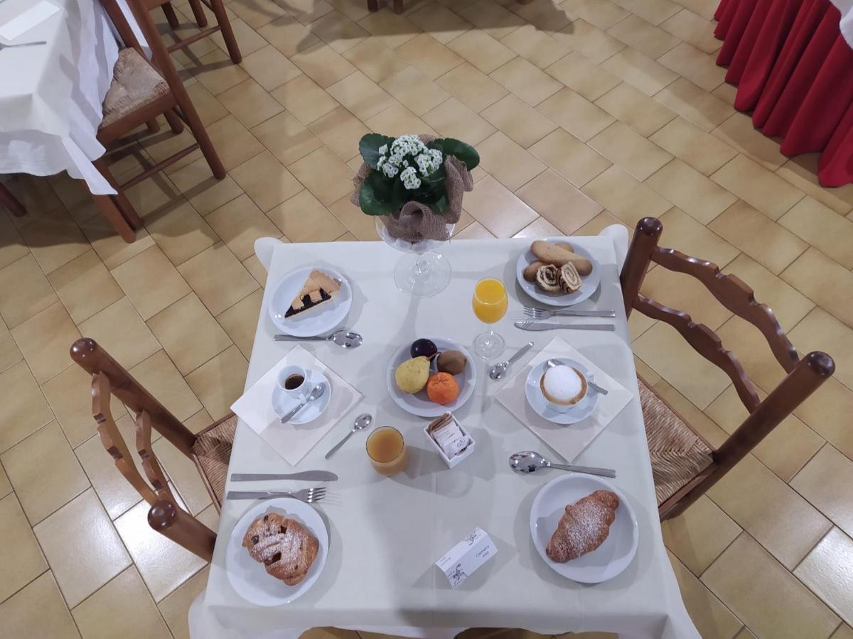Hotel Baiardo Romagnano Sesia ภายนอก รูปภาพ